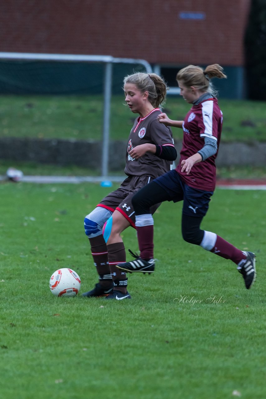 Bild 95 - C-Juniorinnen Halstenbek-Rellingen - St.Pauli : Ergebnis: 0:5